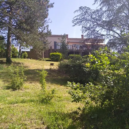 La Vue Villa *